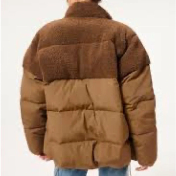 Good American Sherpa Mix Cocoon Puffer Jacket - Picture 4 of 9